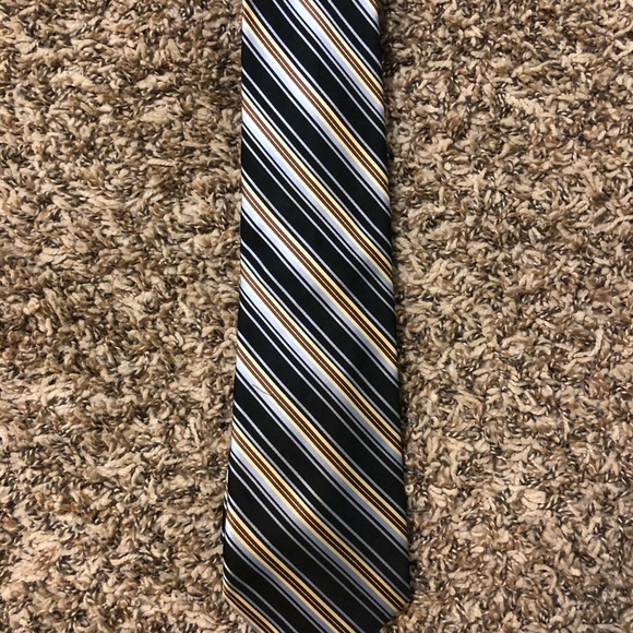 Men’s Tie Bundle - Picture 2 of 7